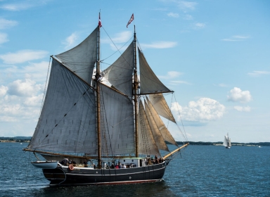 Sejlskibet Brita Leth sejler på Limfjorden