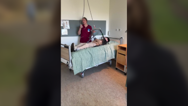Elev tester lift på Hospice Vangen